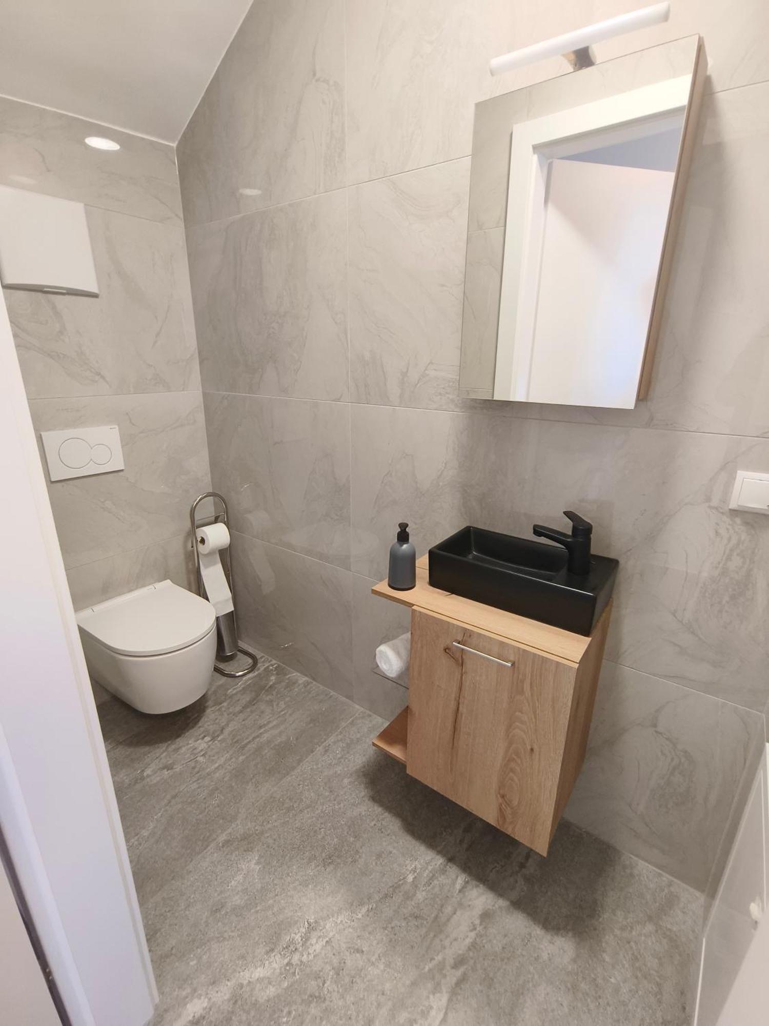 Triplex Appartements Klosterneuburg Ngoại thất bức ảnh